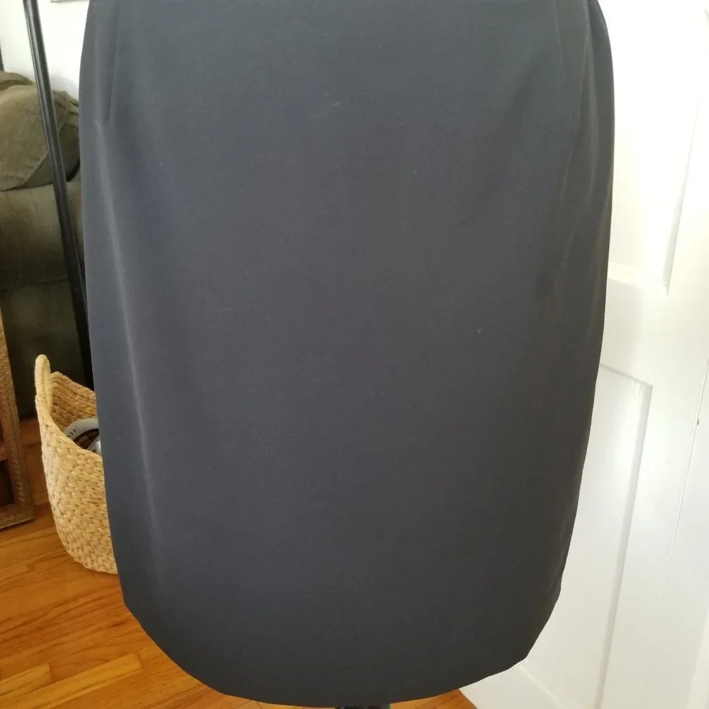 Mondi Black Pencil Skirt Made in Italy